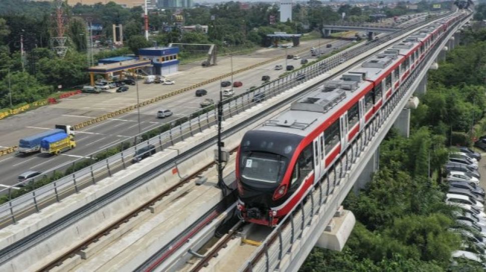 Proyek LRT Ditunda Melulu, Kerugian Capai Triliunan